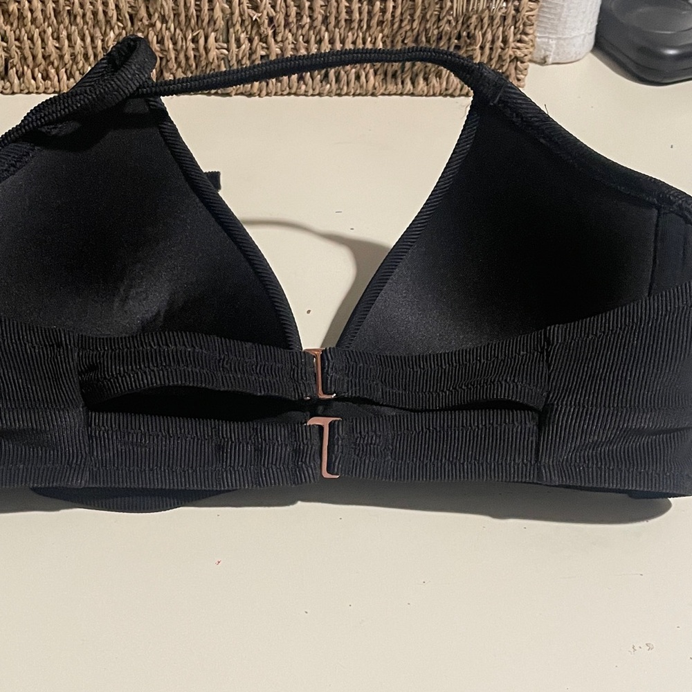 Shade & Shore Black Ribbed Bikini Top - Picture 7 of 8